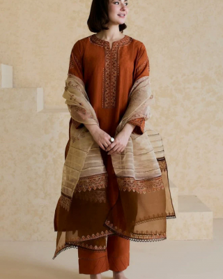 3PC Embroidered Lawn Suit with Embroidered chiffon Dupatta -GA2043