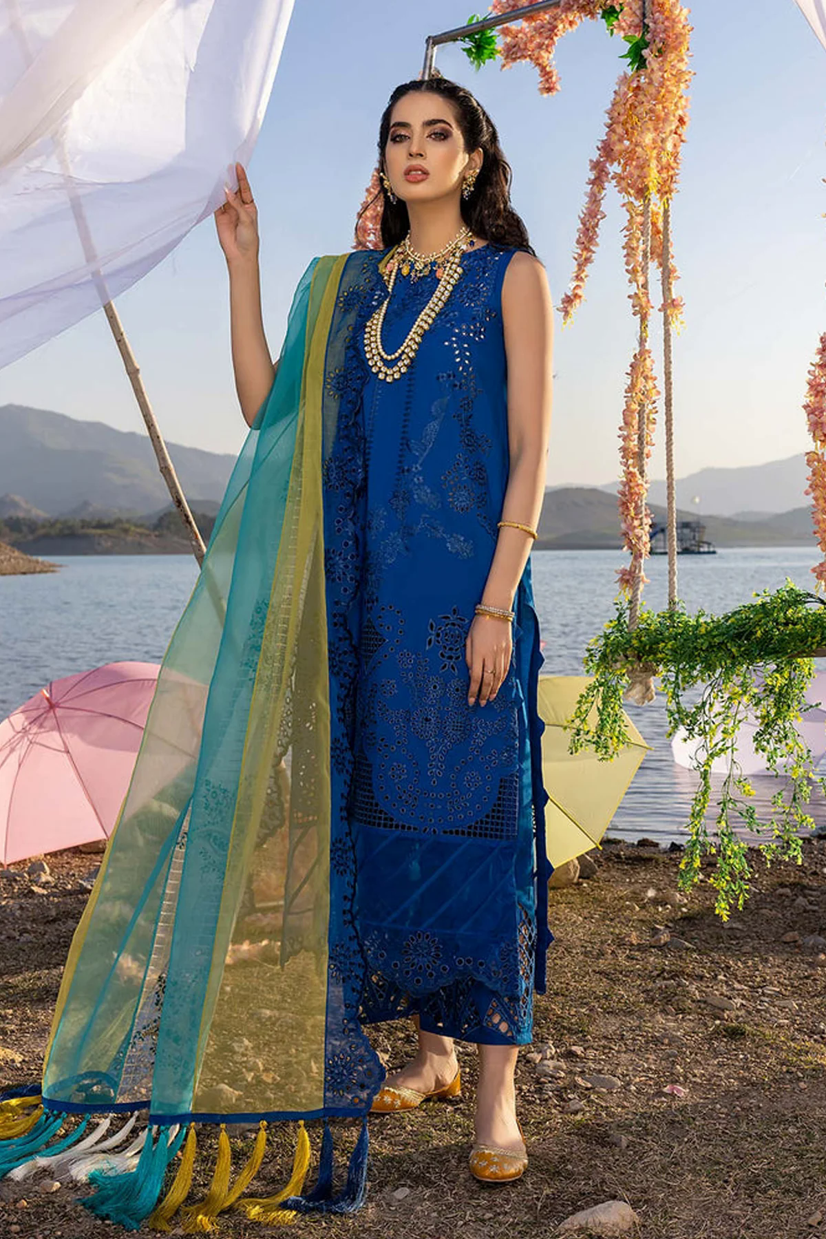 3PC Embroidered Lawn Suit with Organza Dupatta - GA10273