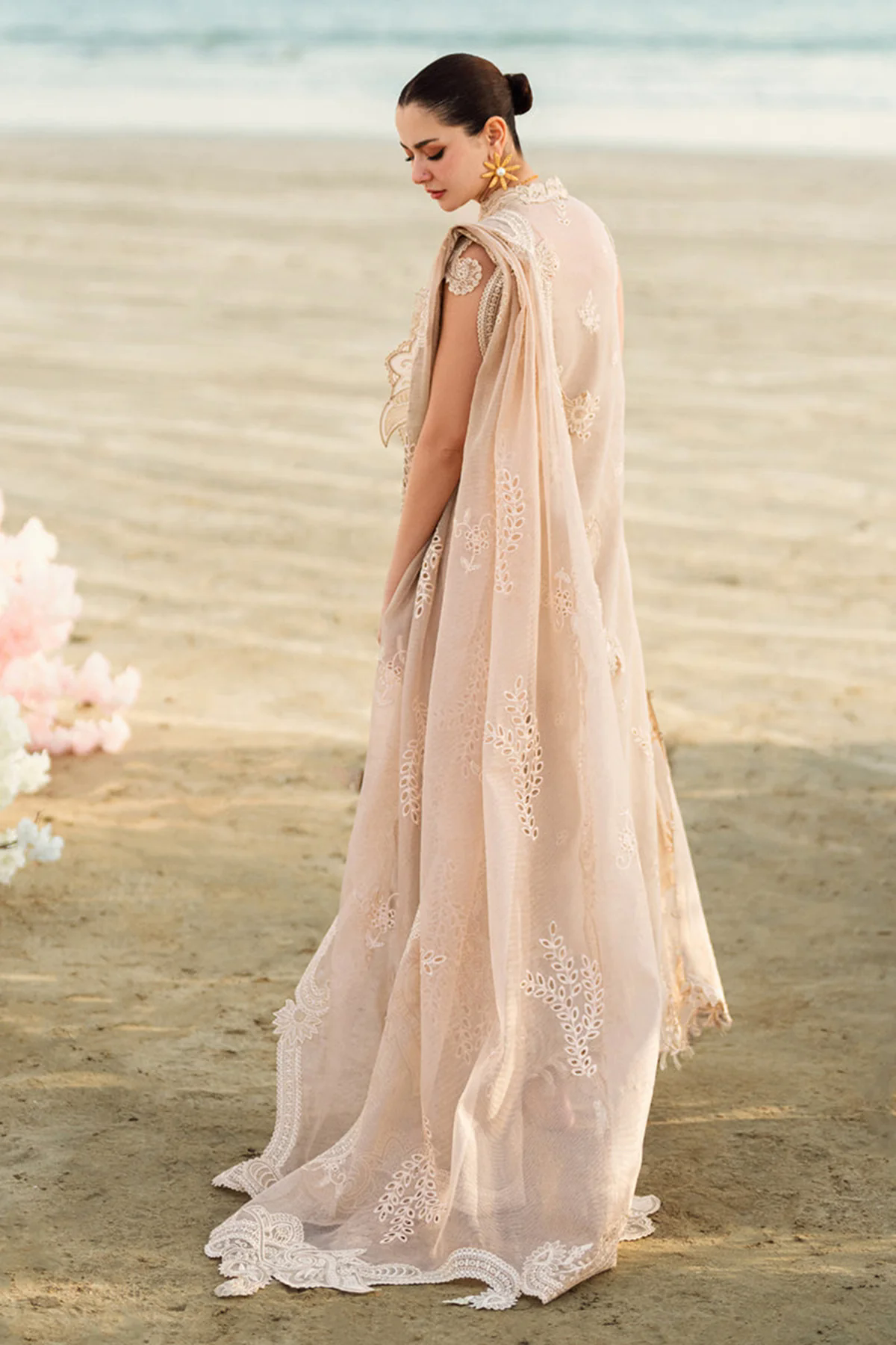 Embroidered Lawn 3pc with Embroidered Slub Net dupatta-GA2014