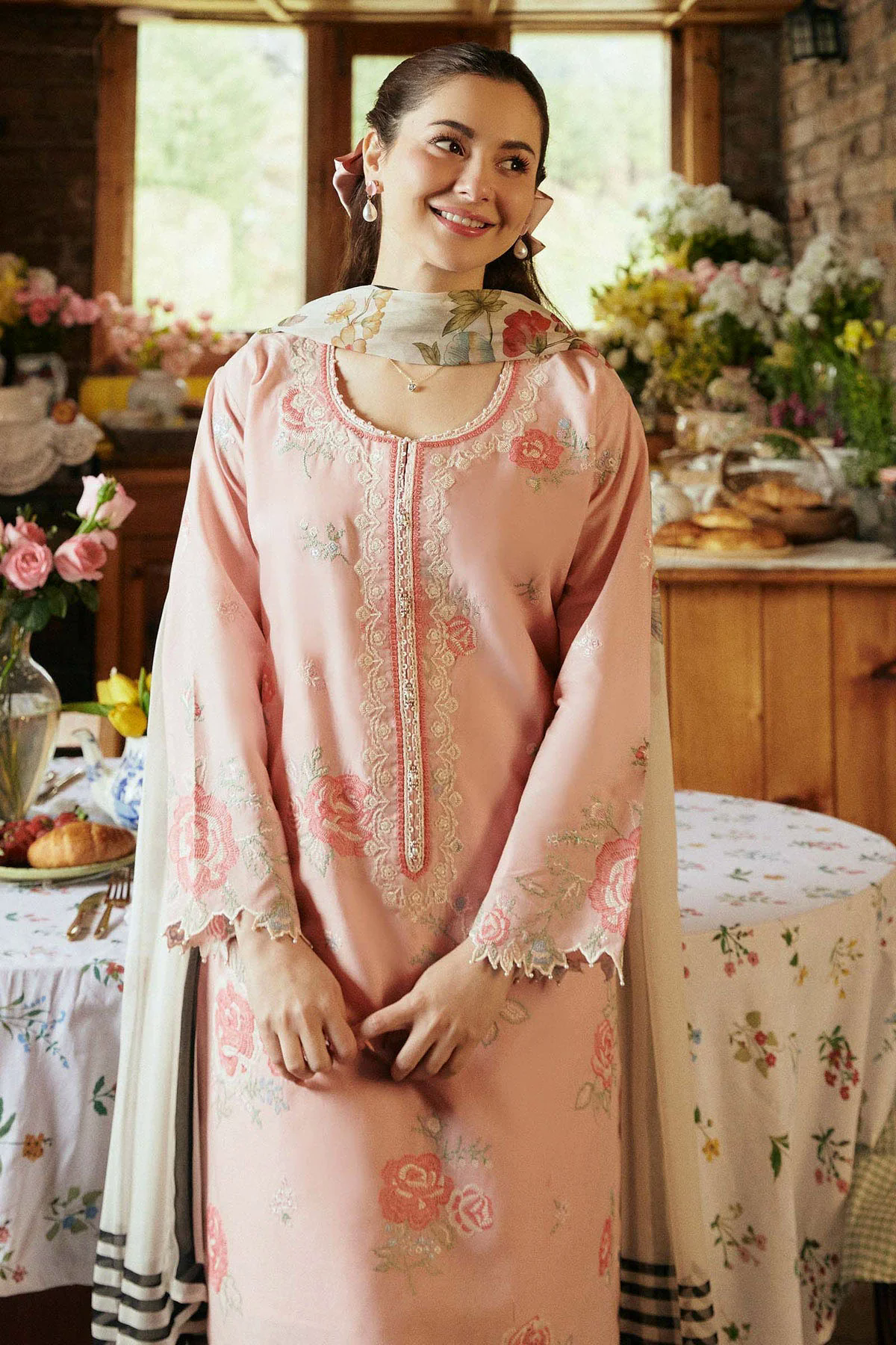 Embroidered Lawn 3pc with Printed Slub Net Dupatta- GA1903