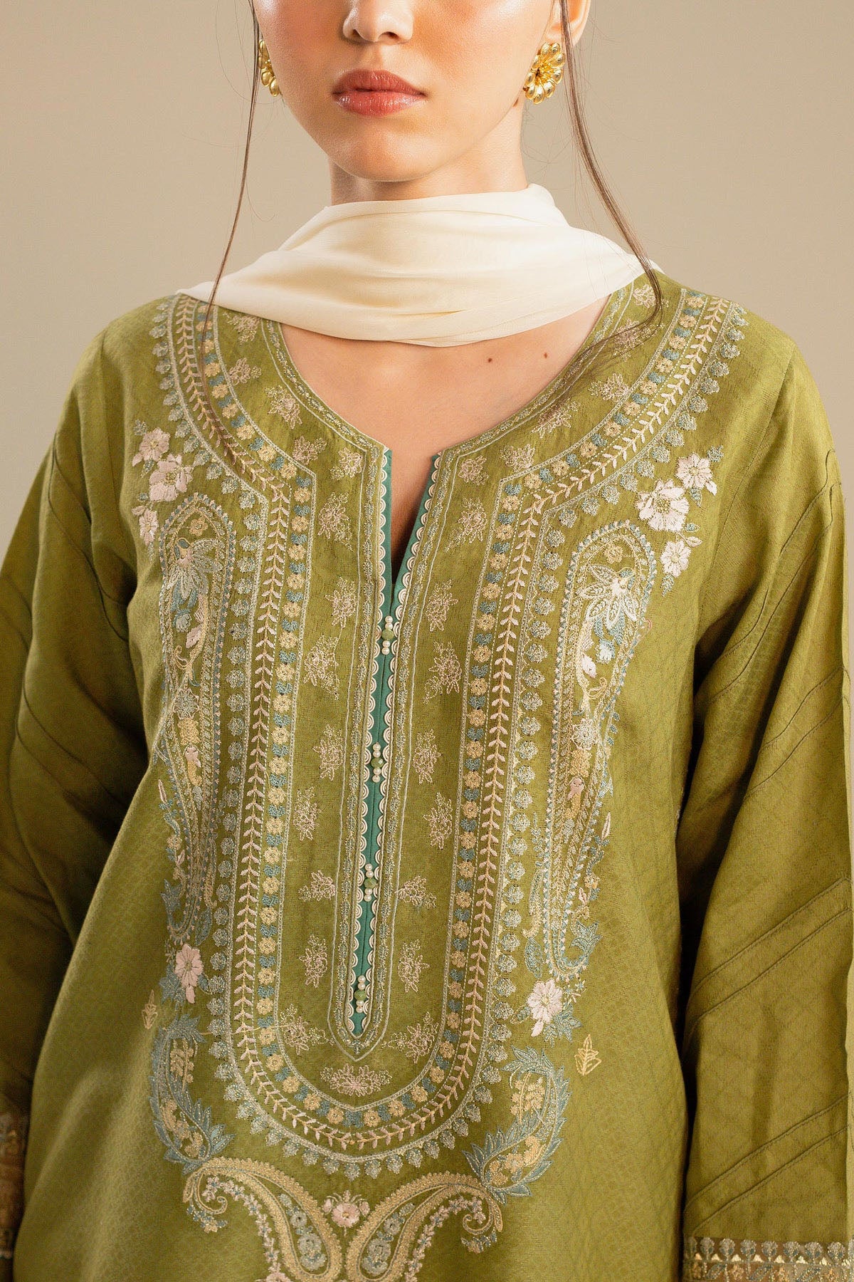 Embroidered Lawn 3pc with Embroidered Chiffon Dupatta- GA1900