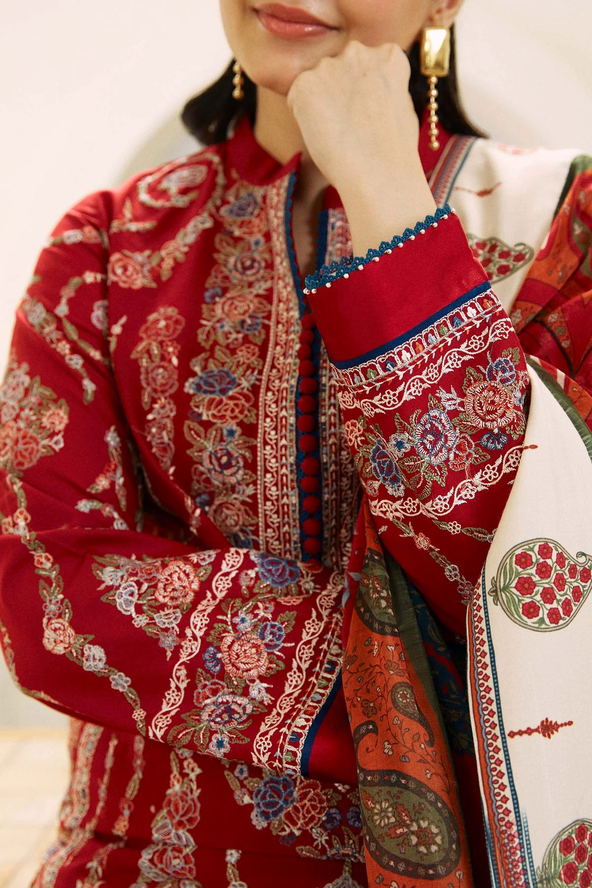 Embroidered Lawn 3pc with Silk Printed Chiffon Dupatta - GA1890