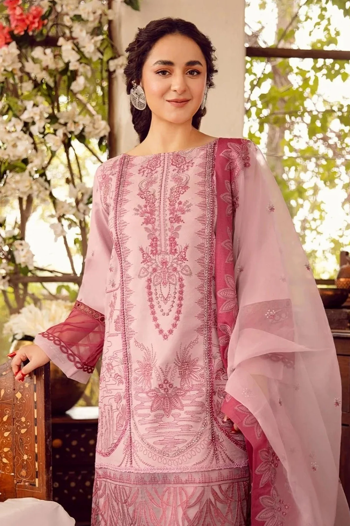 Luxury Embroidered Lawn 3Pc with Embroidered Organza Dupata-Ga1634 Luxury Embroidered Lawn 3Pc with Embroidered Organza Dupata-Ga1634