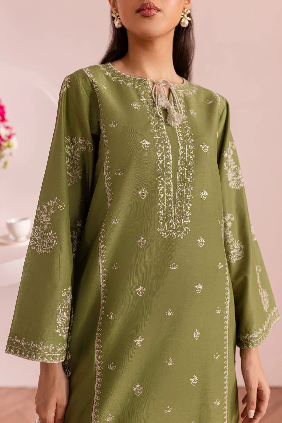 Batik Embroidered Dhanak 2pc- GA1918 Batik Embroidered Dhanak 2pc- GA1918