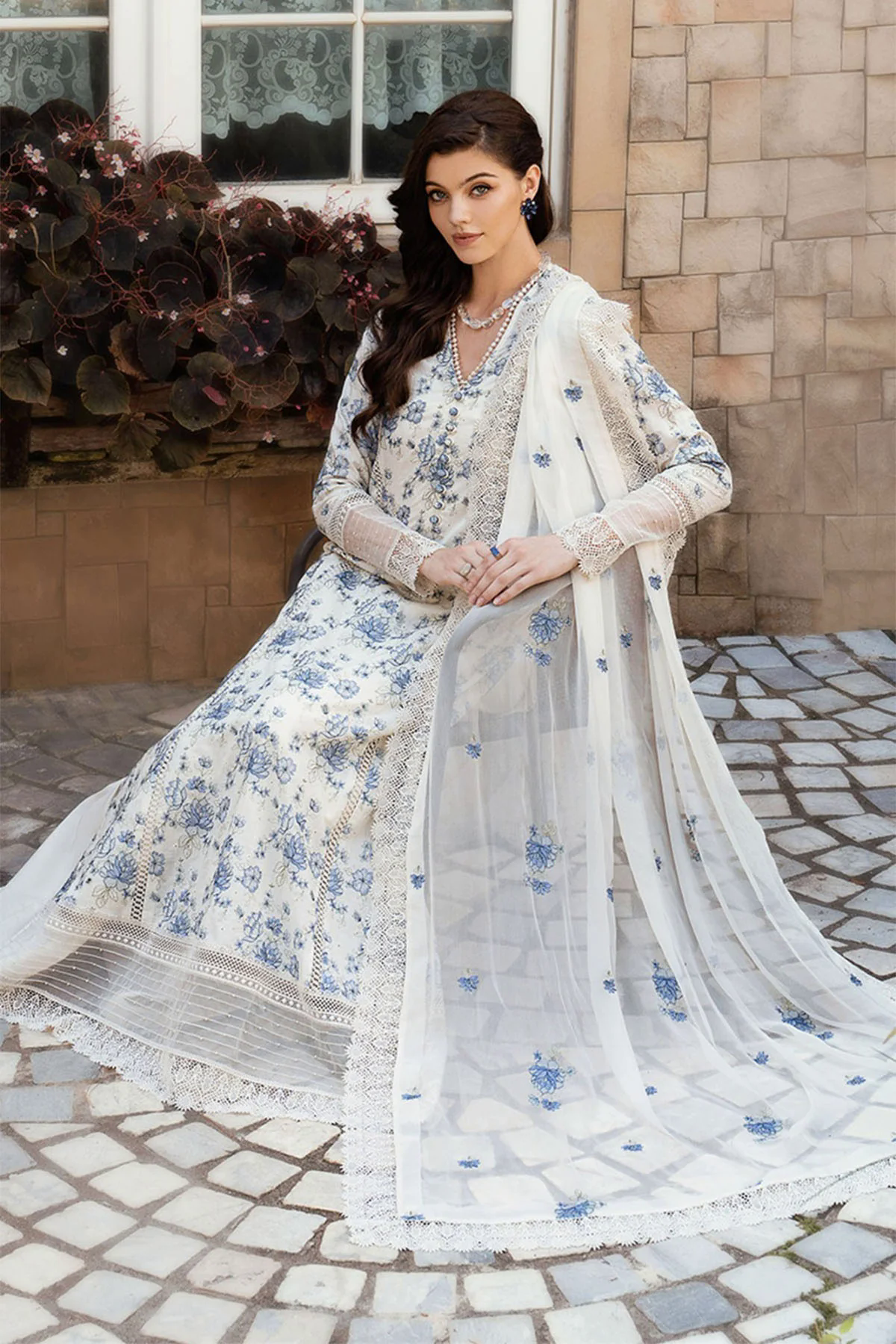 Embroidered Lawn 3pc with Embroidered Chiffon Dupatta- GA1997 Embroidered Lawn 3pc with Embroidered Chiffon Dupatta- GA1997