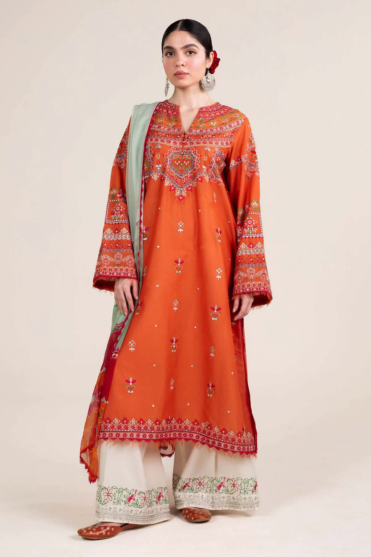 Embroidered Dhanak 3pc with Whool Shawal- GA1968