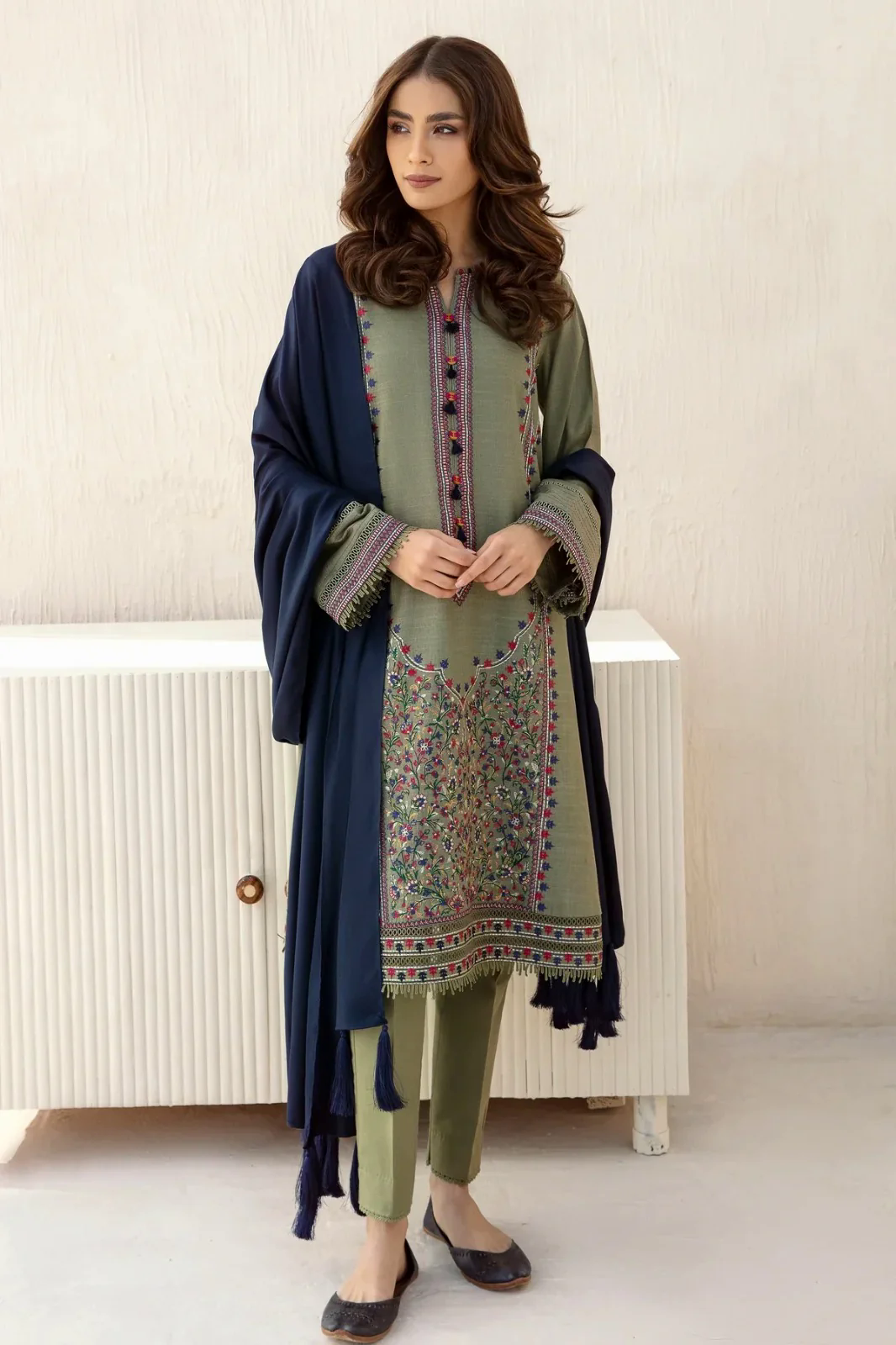 3PC Embroidered Dhanak with  Shawl - GA1796