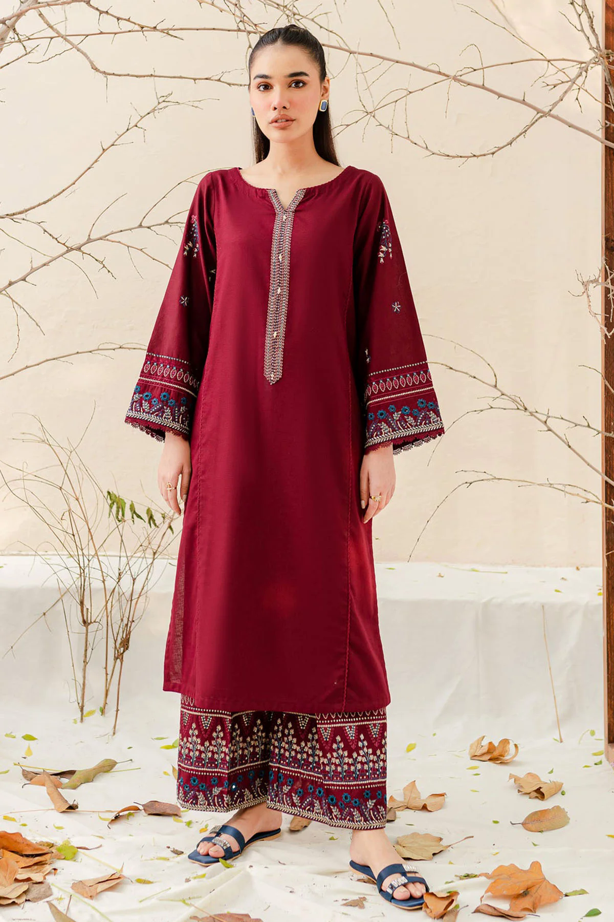 Batik Embroidered Dhanak 2pc- GA1913 Batik Embroidered Dhanak 2pc- GA1913