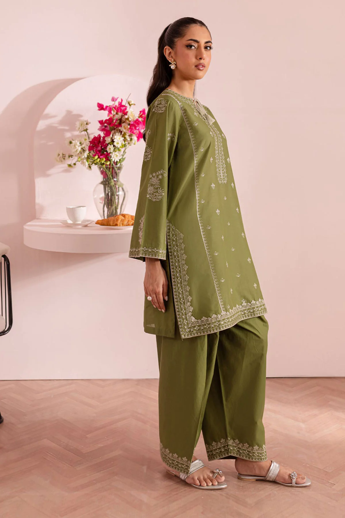 Batik Embroidered Dhanak 2pc- GA1918 Batik Embroidered Dhanak 2pc- GA1918