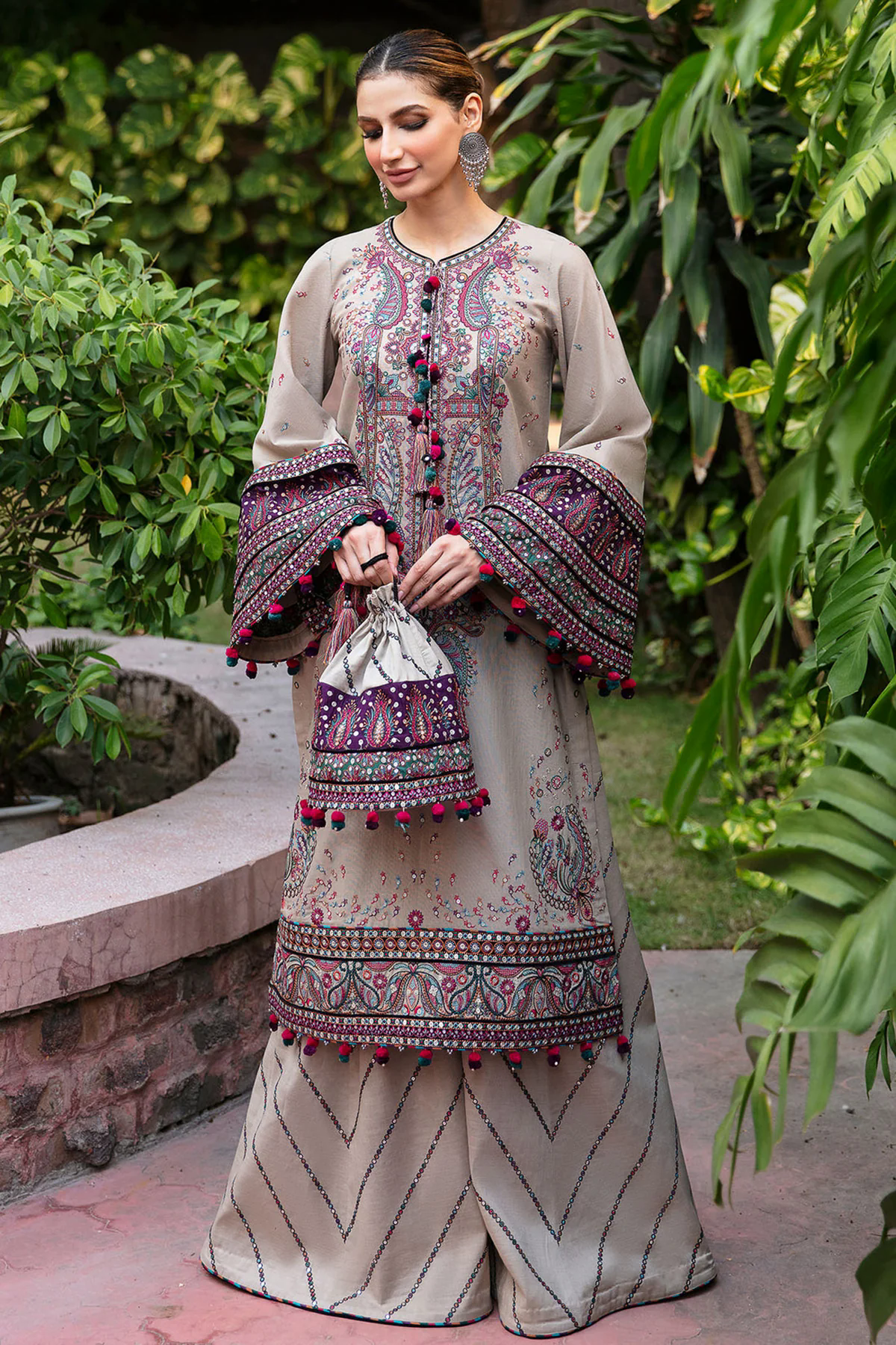 Luxury Embroidered Lawn 3pc with Embroidered Chiffon Dupatta- GA1820 Luxury Embroidered Lawn 3pc with Embroidered Chiffon Dupatta- GA1820