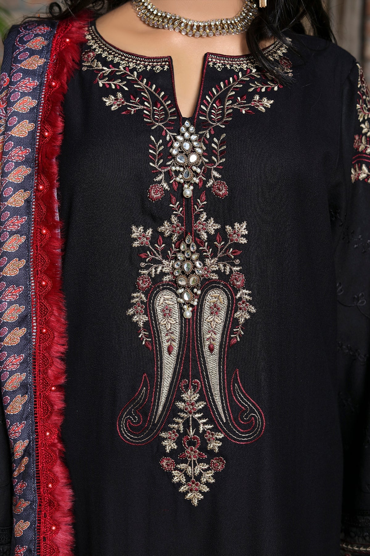 Fereydun Luxury Embroidered Dhanak 3pc With Printed Whool Shawal-GA1934