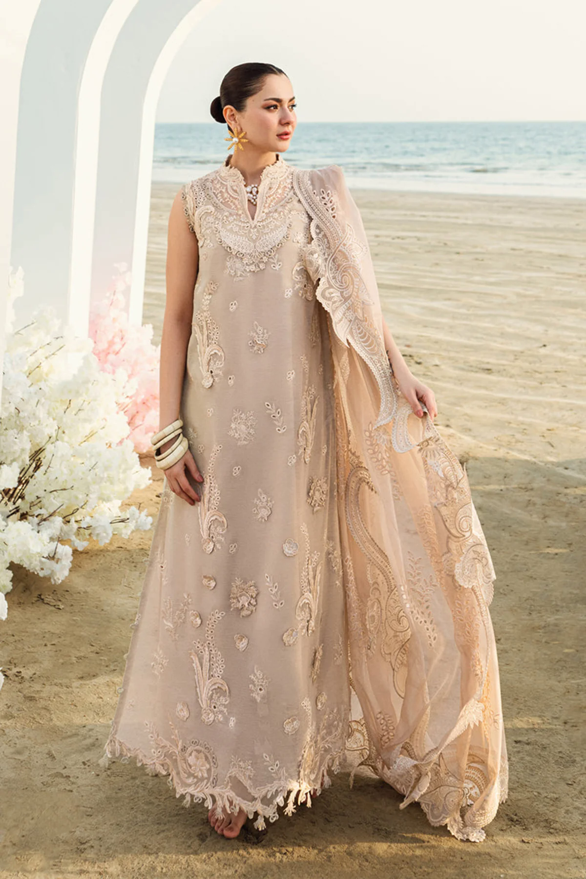 Embroidered Lawn 3pc with Embroidered Slub Net dupatta-GA2014