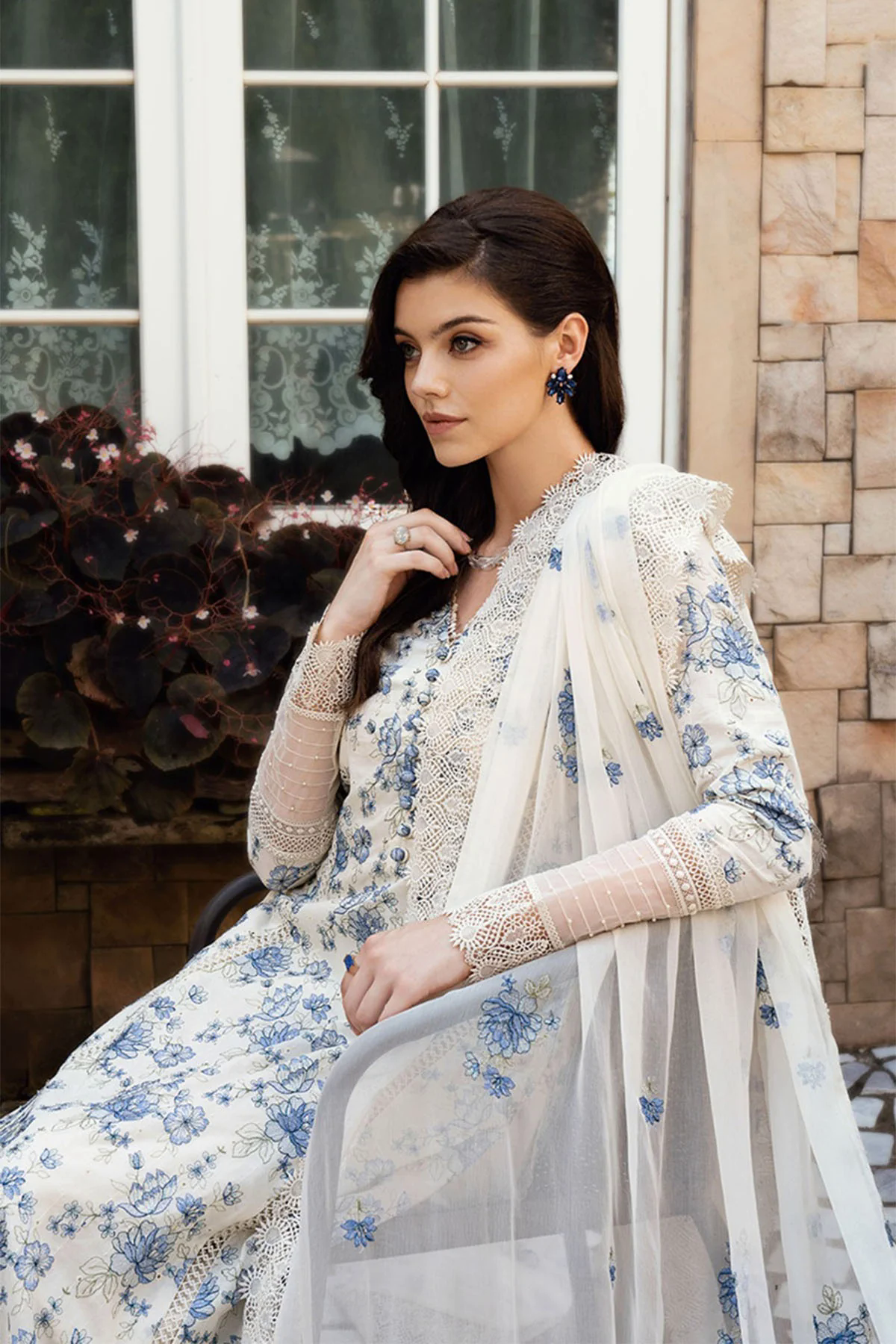 Embroidered Lawn 3pc with Embroidered Chiffon Dupatta- GA1997 Embroidered Lawn 3pc with Embroidered Chiffon Dupatta- GA1997