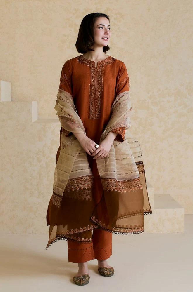 3PC Embroidered Lawn Suit with Embroidered chiffon Dupatta -GA2043