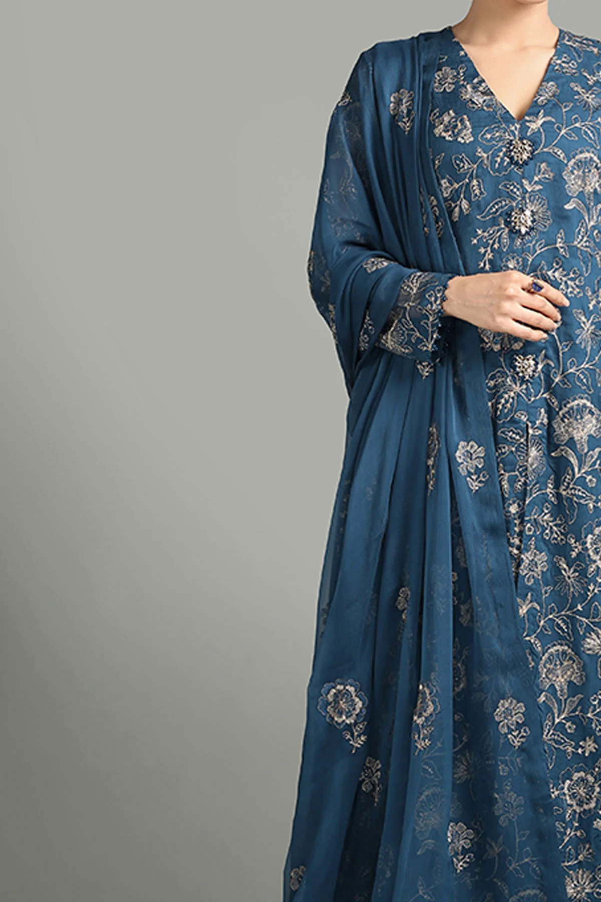 Embroidered Lawn 3pc with Embroidered Chiffon Dupatta- GA1916