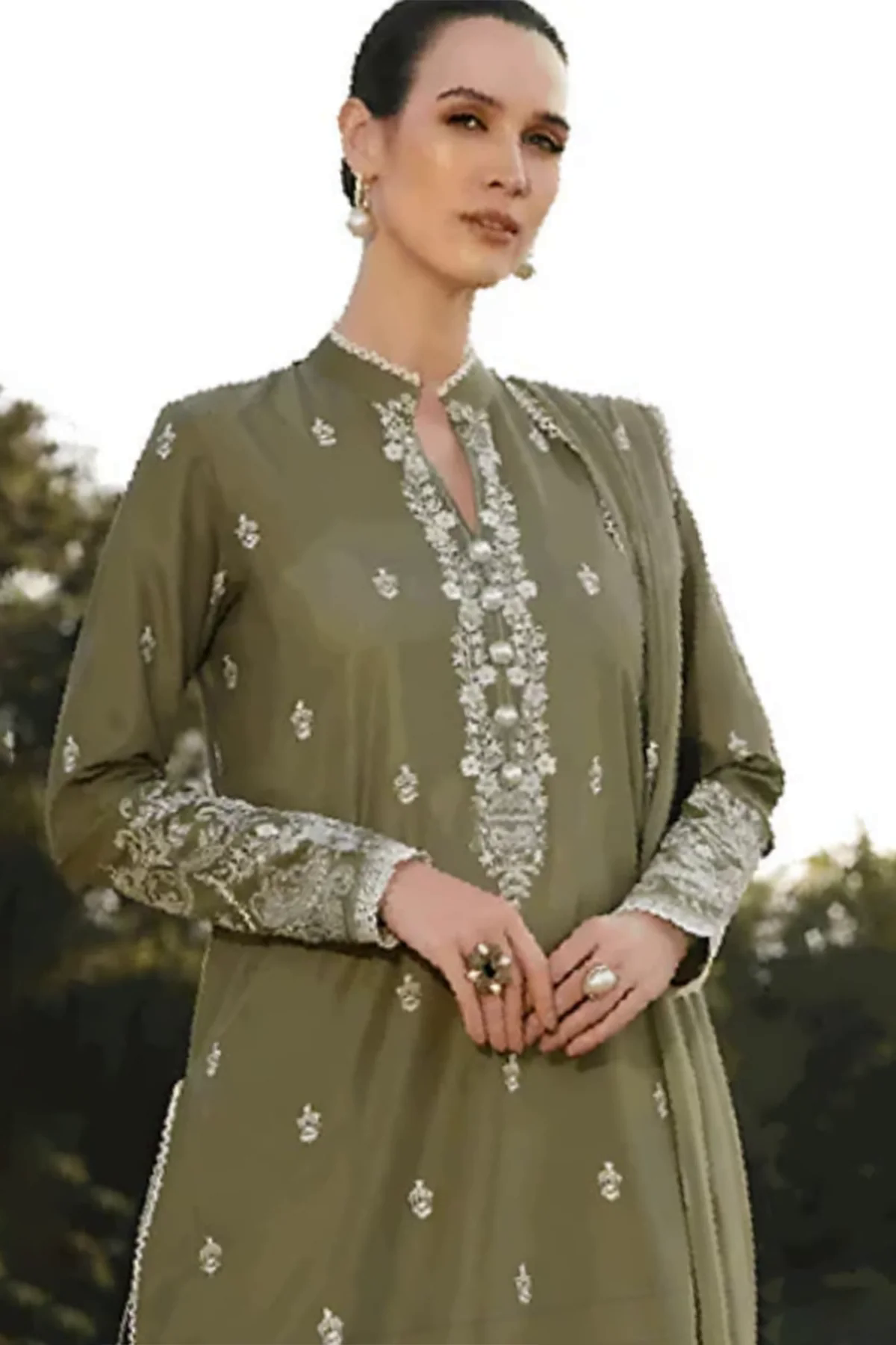 Embroidered Lawn 3pc with Embroidered Crinkle Chiffon Dupatta- GA2034