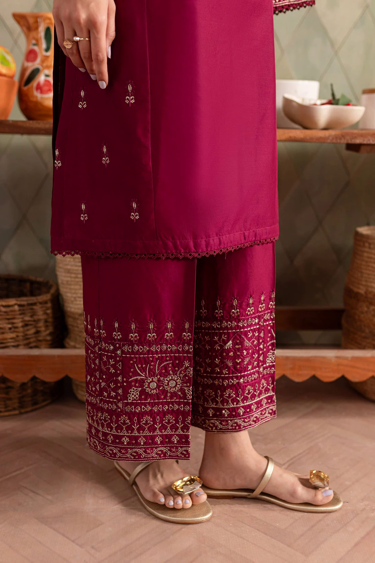 Batik Embroidered Dhanak 2pc- GA1917 Batik Embroidered Dhanak 2pc- GA1917