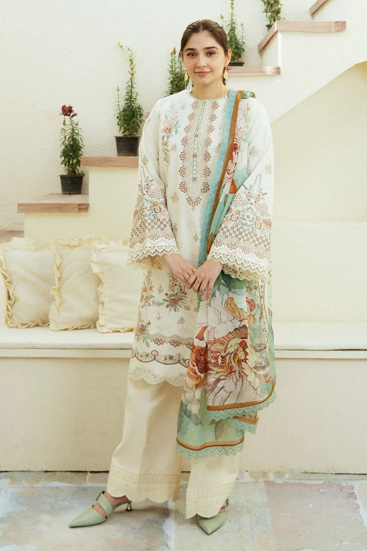 Embroidered Lawn 3pc with Printed Chiffon Dupatta - GA1880