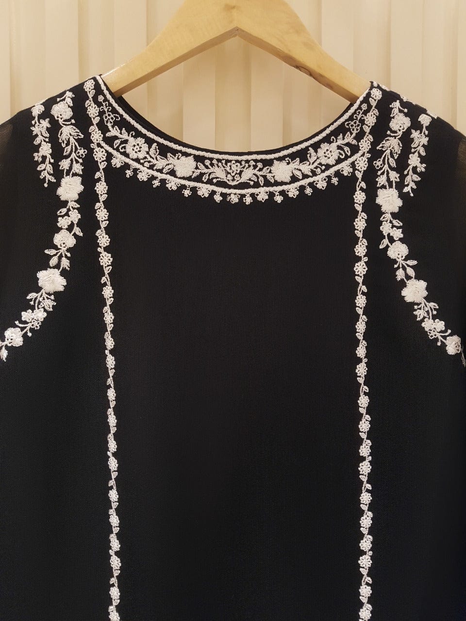 Heavy Embroidered with Embroidered Organza dupatta-Ga1680 Heavy Embroidered with Embroidered Organza dupatta-Ga1680