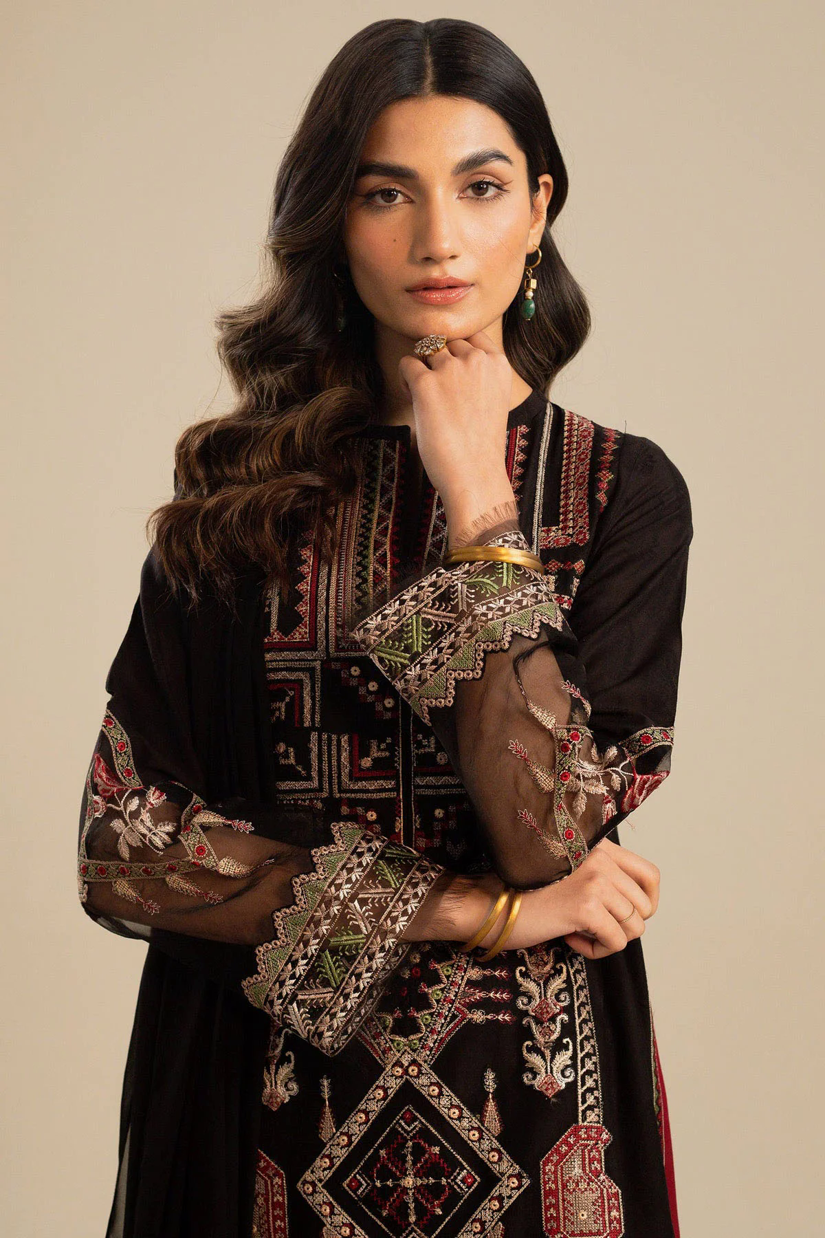 Embroidered Lawn 3pc with Chiffon Dupatta- GA1899