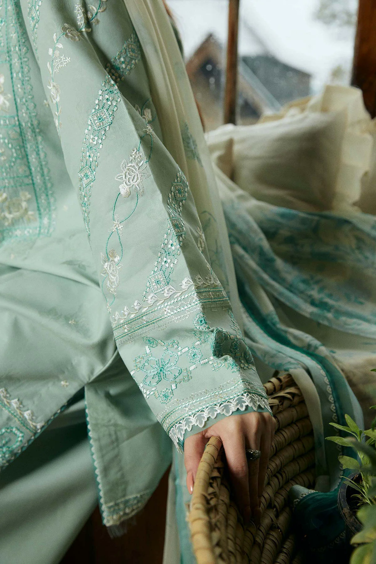 Embroidered Lawn 3pc with Printed Slub Net Dupatta- GA1908