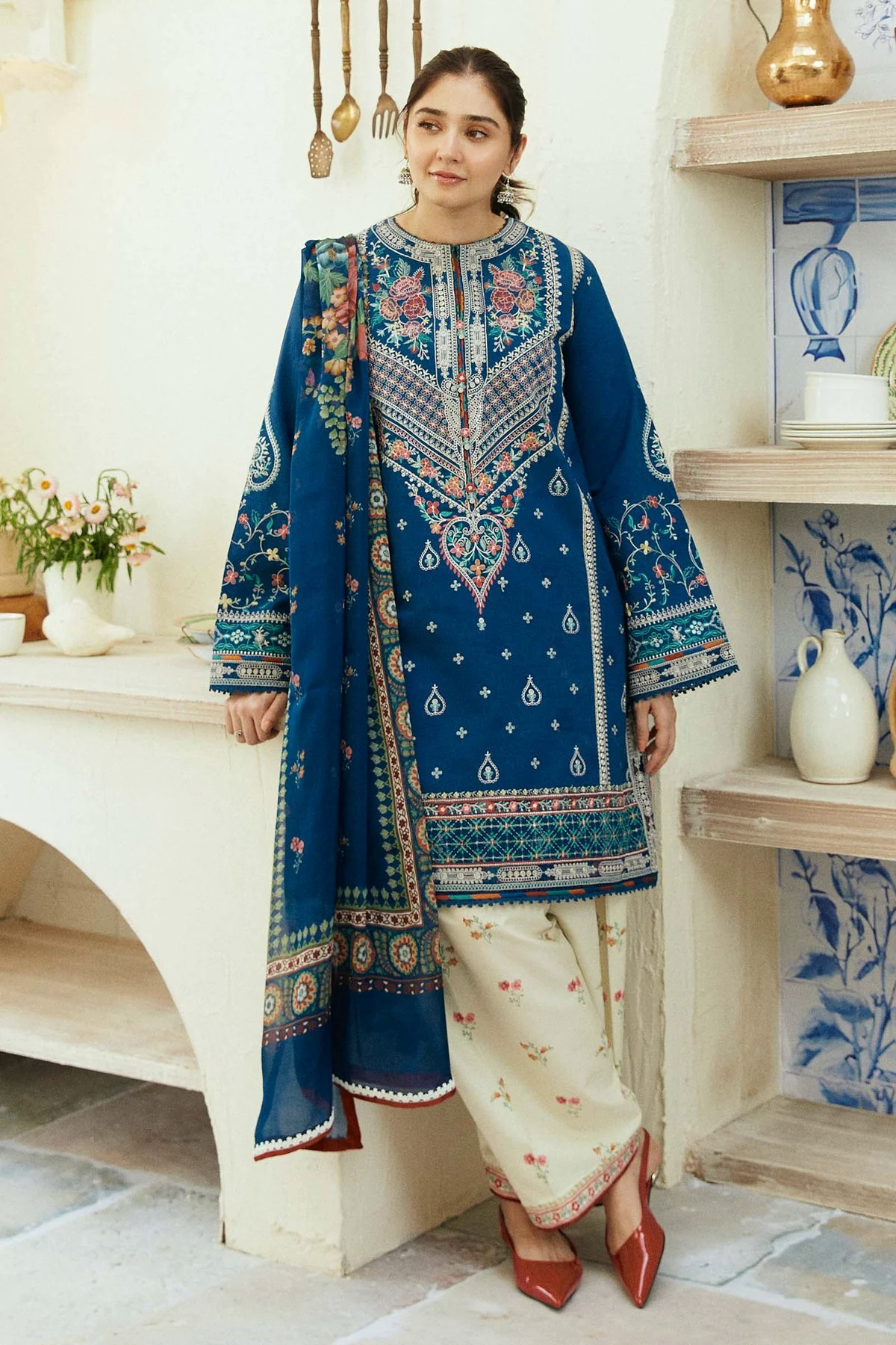 Embroidered Lawn 3pc with Silk Printed Chiffon Dupatta - GA1889