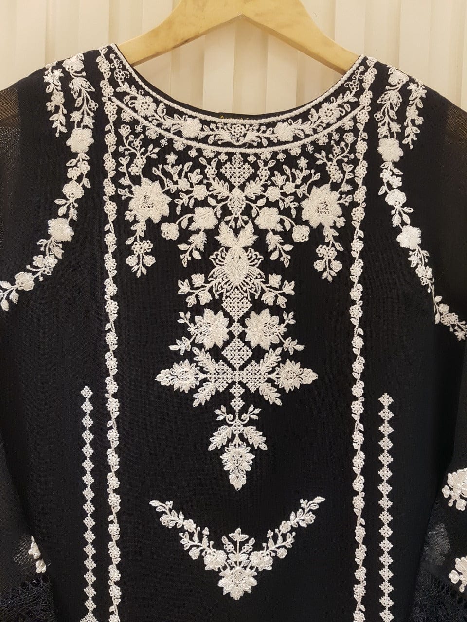 Heavy Embroidered with Embroidered Organza dupatta-Ga1680 Heavy Embroidered with Embroidered Organza dupatta-Ga1680