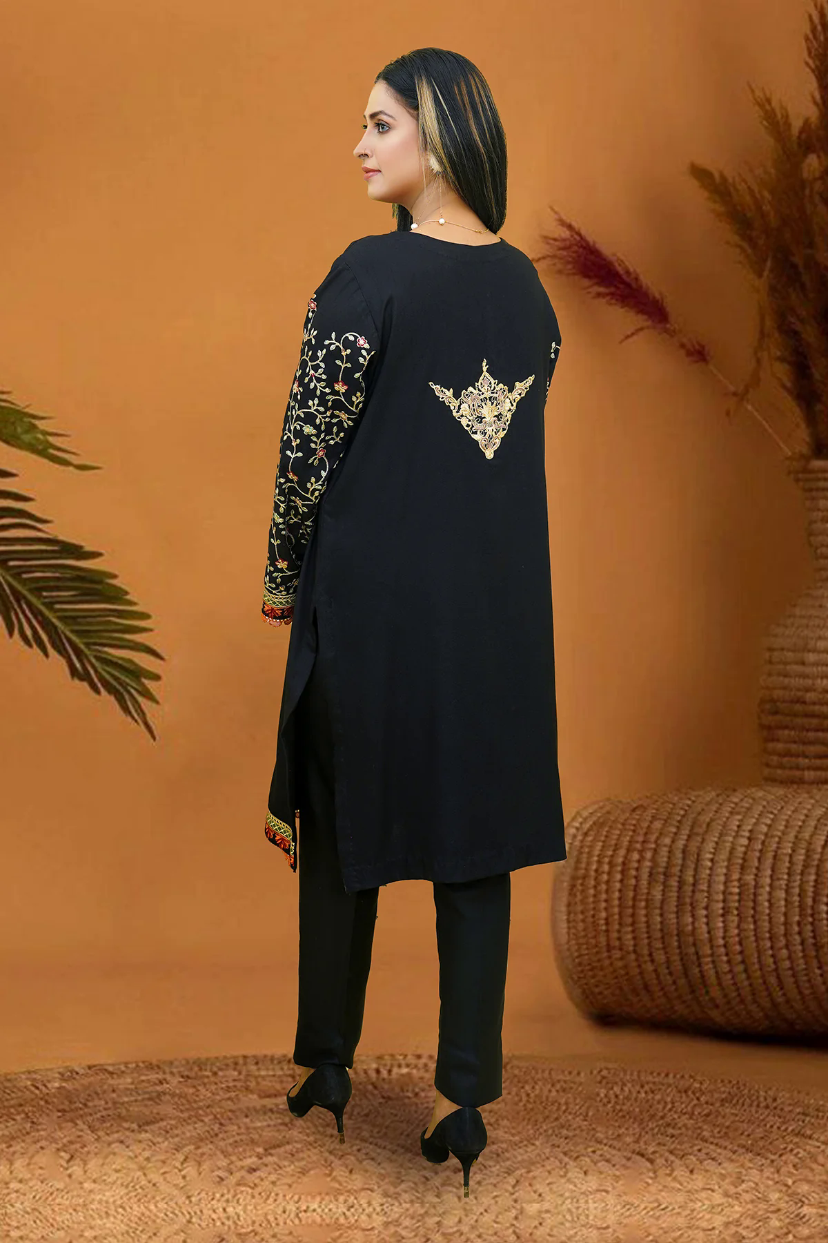 Anahita Embroidered Dhanak 2pc- GA1919 Anahita Embroidered Dhanak 2pc- GA1919