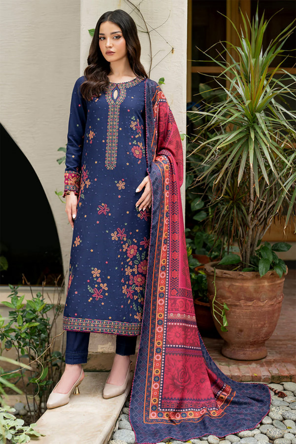 Embroidered Dhanak 3pc with Whool Shawal- GA1971